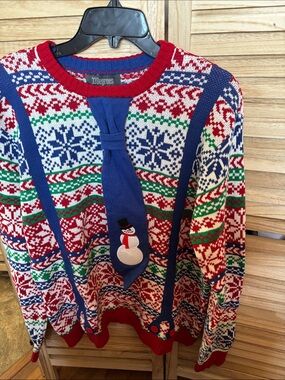 33 Degrees Men's Red, Blue & Green Festive Crewneck Sweater with Snowman Tie Lrg